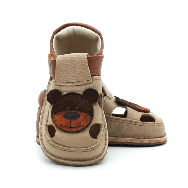 Sandalute bebelusi, sandale copii, sandale barefoot primii pasi bebe copii papucei baieti fete maro crem ursulet Sandalute bebelusi, sandale copii, sandale barefoot primii pasi bebe copii papucei baieti fete maro crem ursulet