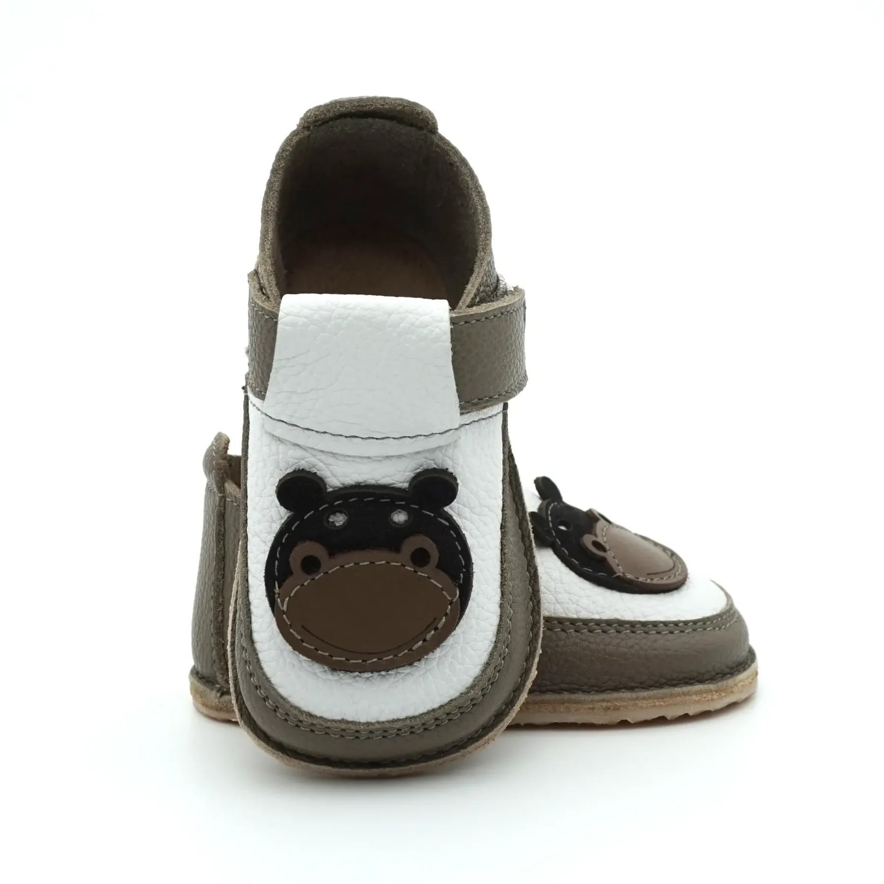 Papucei Pantofi Barefoot Primii Pasi bebe copii baieti maro alb hipopotam Papucei Pantofi Barefoot Primii Pasi bebe copii baieti maro alb hipopotam