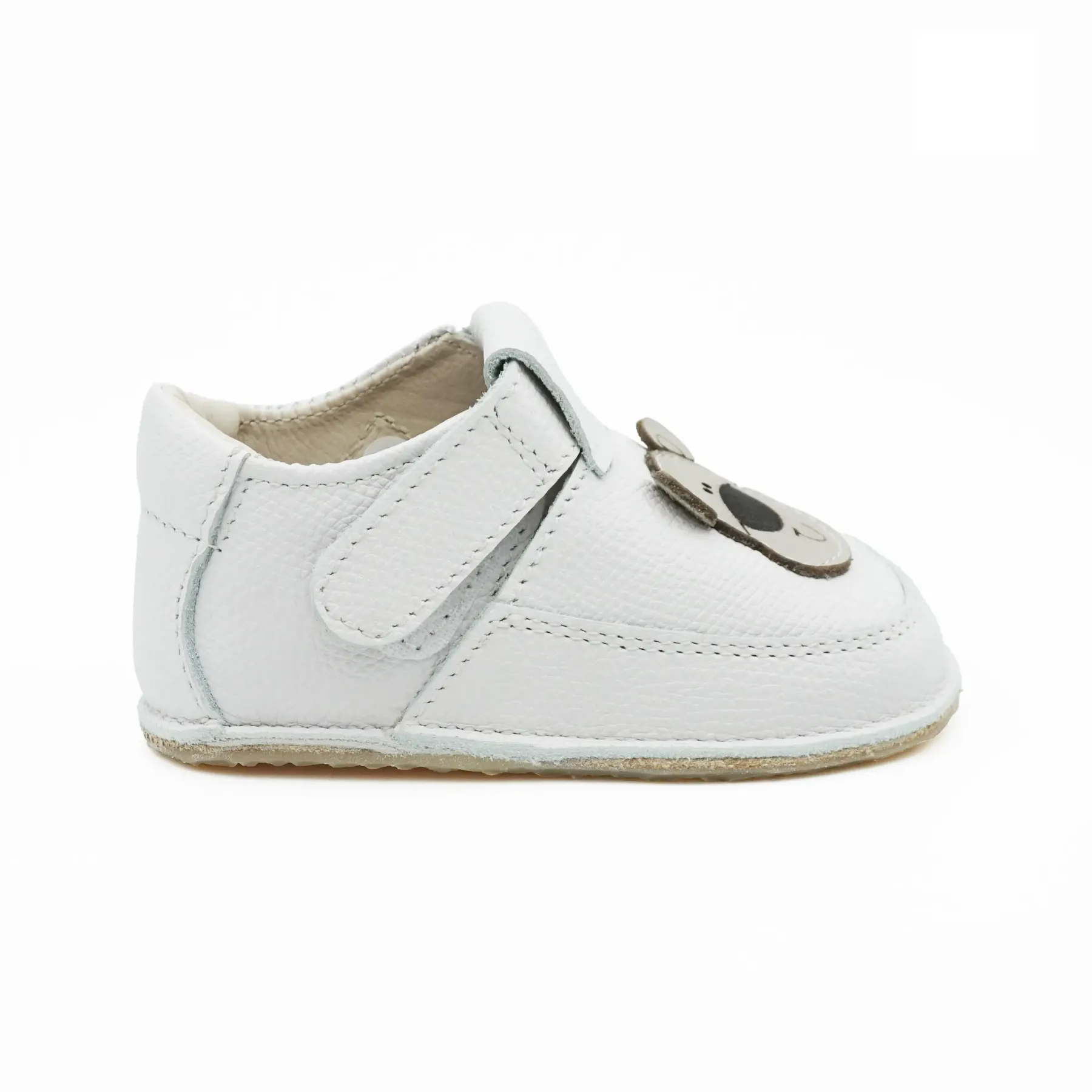 Pantofi primii pasi bebelusi fete baieti, barefoot, piele naturala, talpa flexibila, inchidere velcro, alb uruslet Baloo Pantofi primii pasi bebelusi fete baieti, barefoot, piele naturala, talpa flexibila, inchidere velcro, alb uruslet Baloo