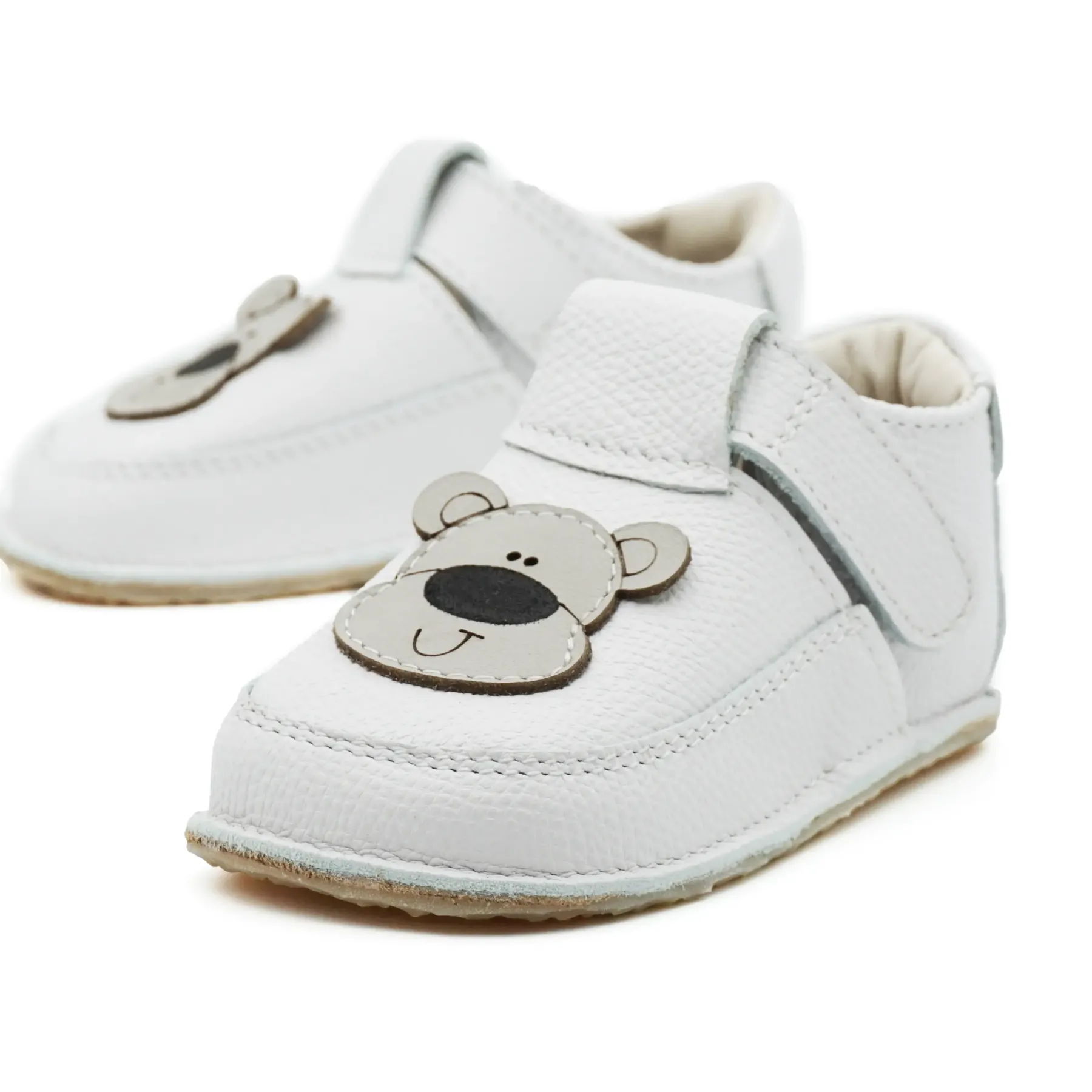 Pantofi primii pasi bebelusi fete baieti, barefoot, piele naturala, talpa flexibila, inchidere velcro, alb uruslet Baloo Pantofi primii pasi bebelusi fete baieti, barefoot, piele naturala, talpa flexibila, inchidere velcro, alb uruslet Baloo