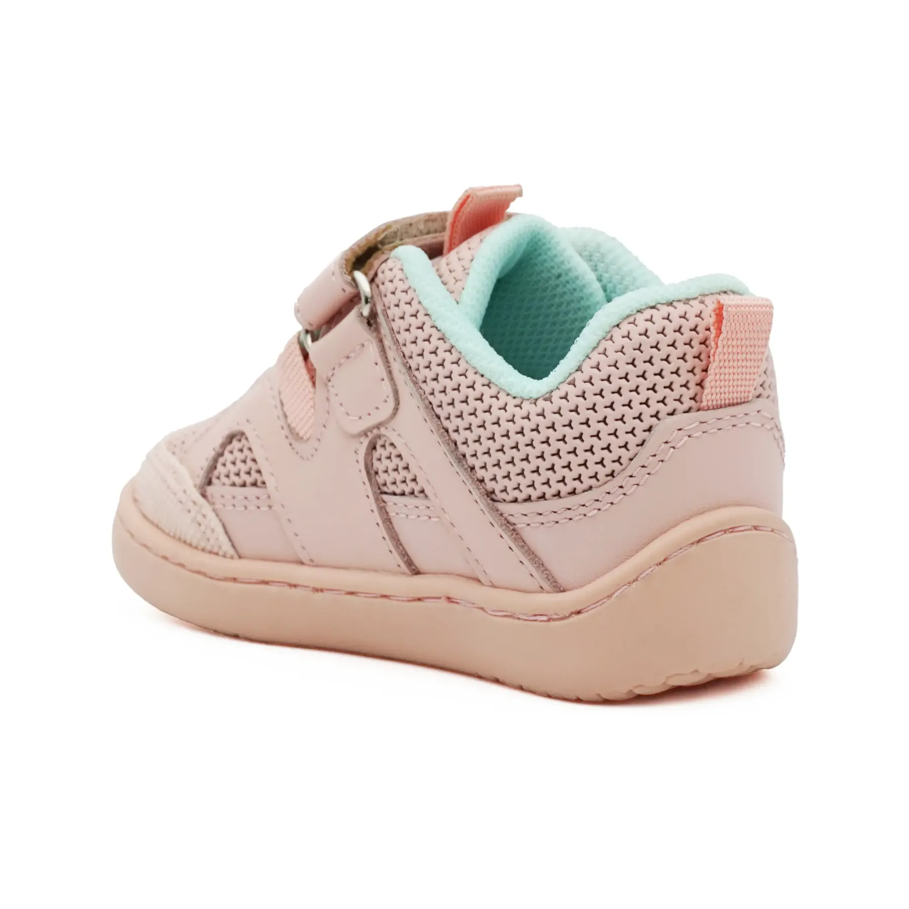 Pantofi primii pasi barefoot, fete, piele naturala perforata, talpa flexibila, varf lat, inchidere velcro si sireturi elastice, roz Pantofi primii pasi barefoot, fete, piele naturala perforata, talpa flexibila, varf lat, inchidere velcro si sireturi elastice, roz